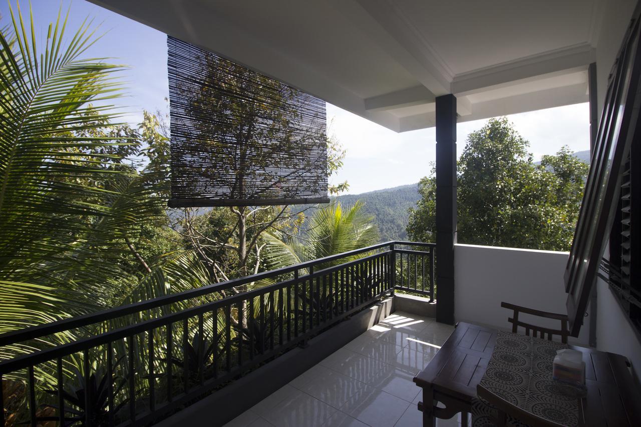 Dangin Mangkalan Homestay Munduk  Exterior photo