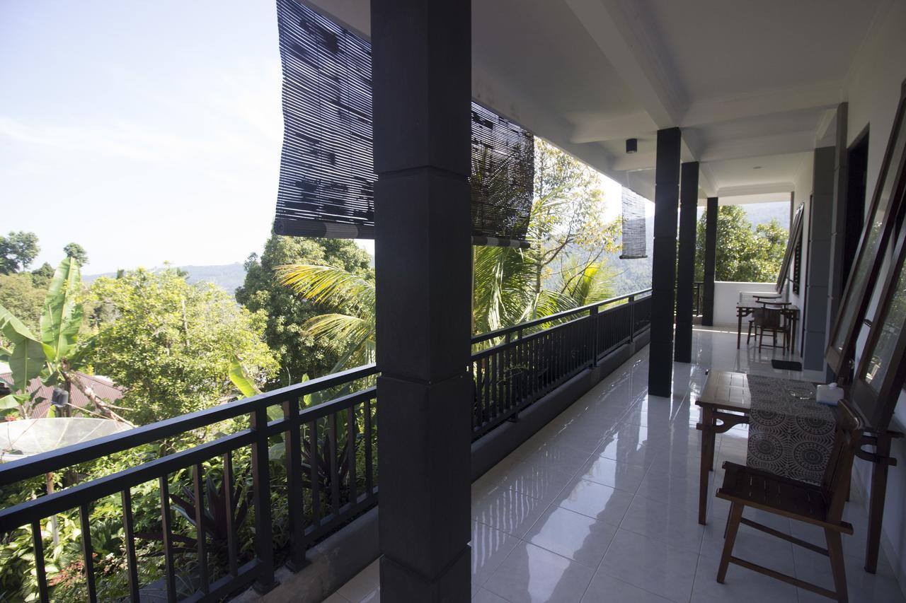 Dangin Mangkalan Homestay Munduk  Exterior photo